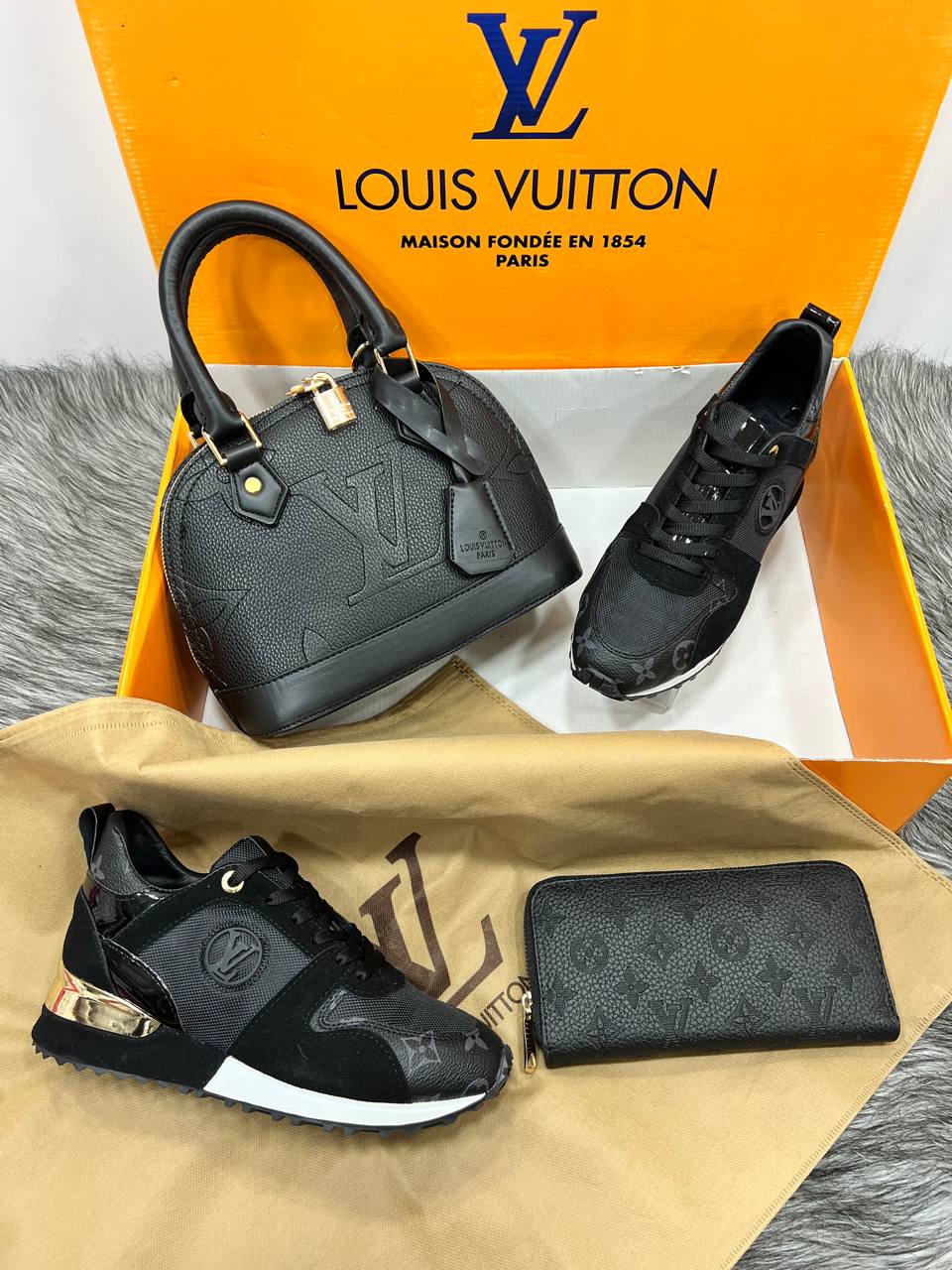 L - Bag and Shoes and Wallet Set