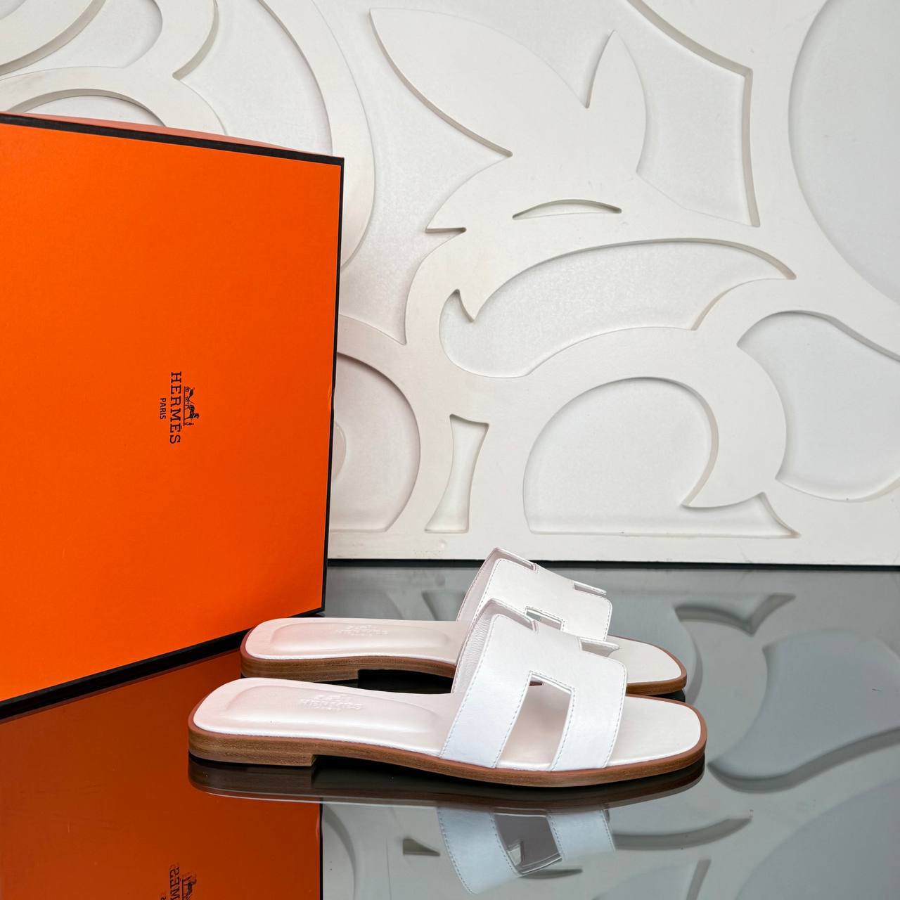 Brkin 35 Bag and Slipper Set