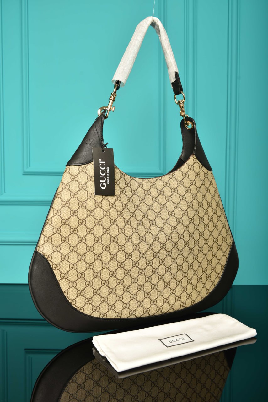 B Large Shoulder Bag